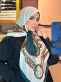 روسری حریر نخ دست دوز طرح گوچی