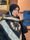 روسری حریر نخ دست دوز طرح گوچی 2