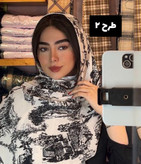 شال نخی پلیسه کالکشن کرم مشکی