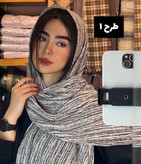 شال نخی پلیسه کالکشن کرم مشکی